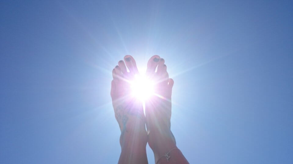 Füße in die Sonne